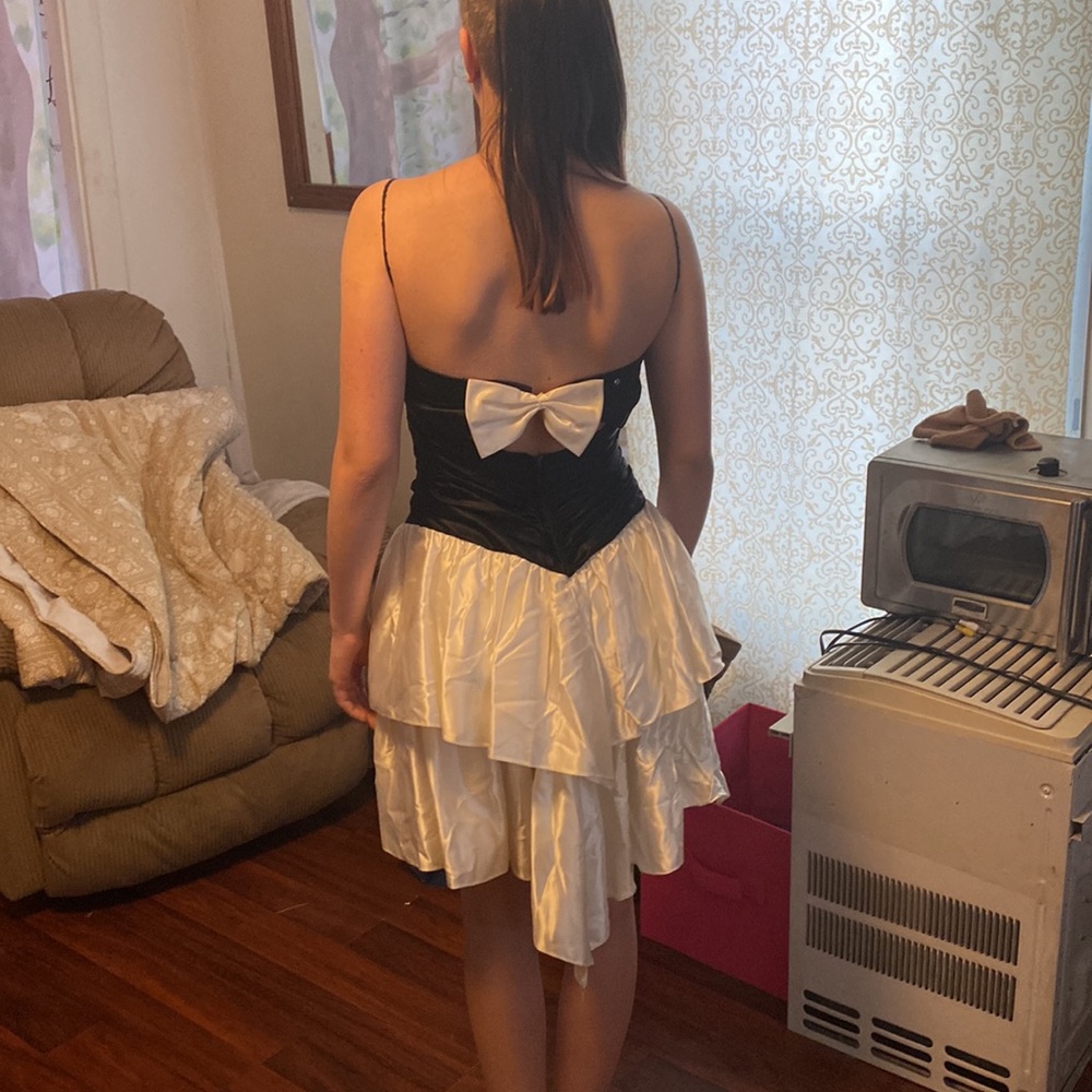 Formal dress - Picture 12 of 12